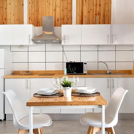 Amanecer Apartment Macher