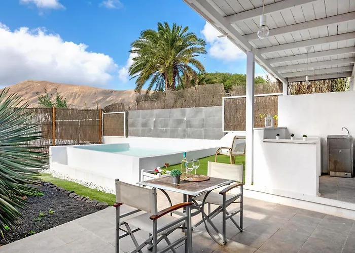 Amanecer Apartment *